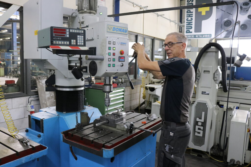 Gereedschapsmachine-industrie op weg naar herstel