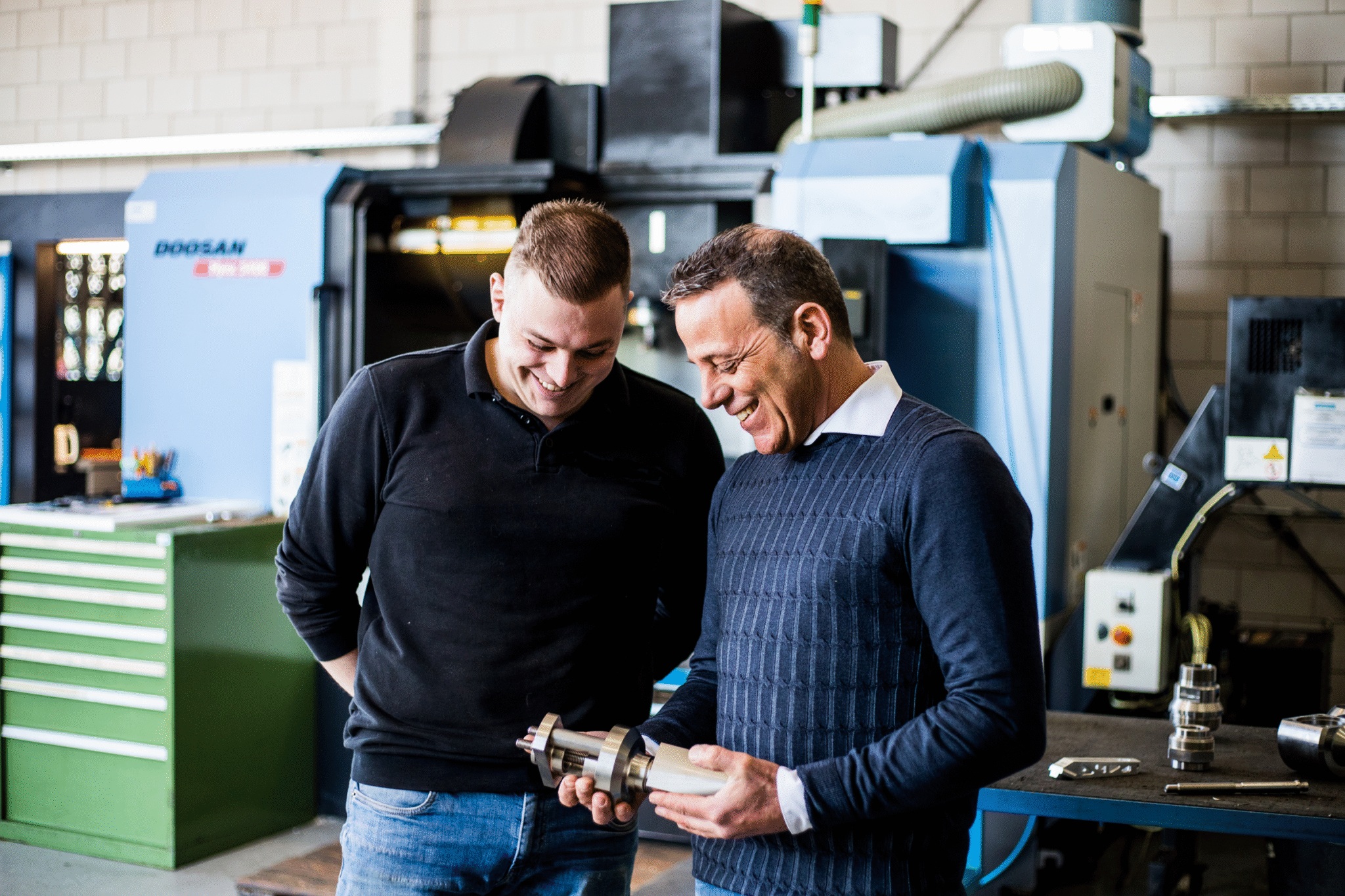 Brabander koopt eigen metaalbedrijf terug en maakt doorstart met zoon
